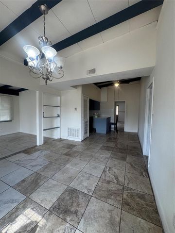 9113 Oak Knoll Lane, Houston, TX 77078