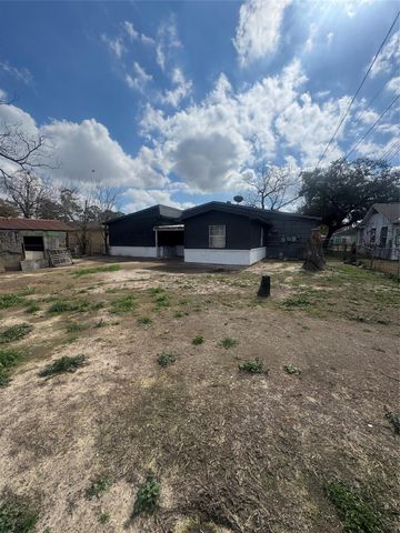 9113 Oak Knoll Lane, Houston, TX 77078