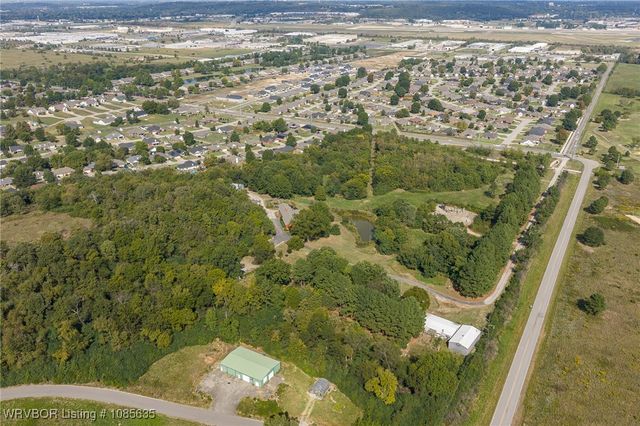 5710 Geren Road, Fort Smith, AR 72916