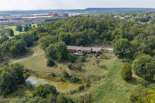 5710 Geren Road, Fort Smith, AR 72916
