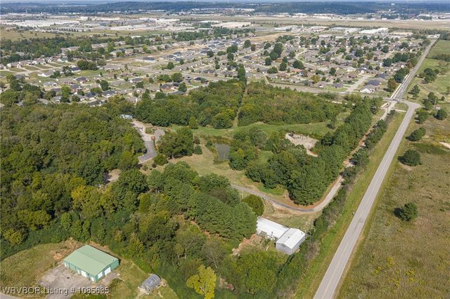 5710 Geren Road, Fort Smith, AR 72916