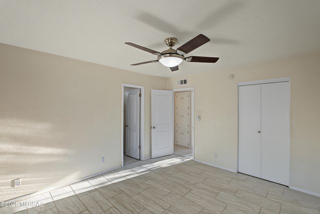 810 S Sarnoff Drive, Tucson, AZ 85710