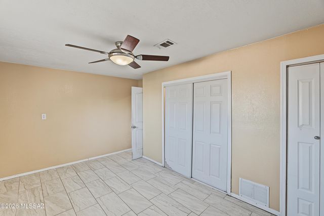 810 S Sarnoff Drive, Tucson, AZ 85710