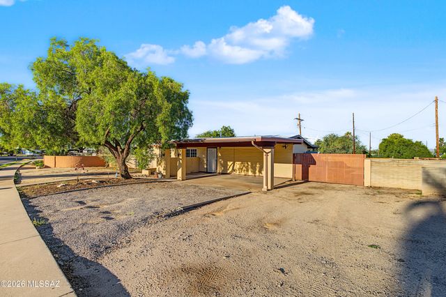 810 S Sarnoff Drive, Tucson, AZ 85710