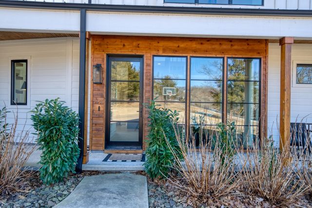 14087 Ozark Drive, Garfield, AR 72732