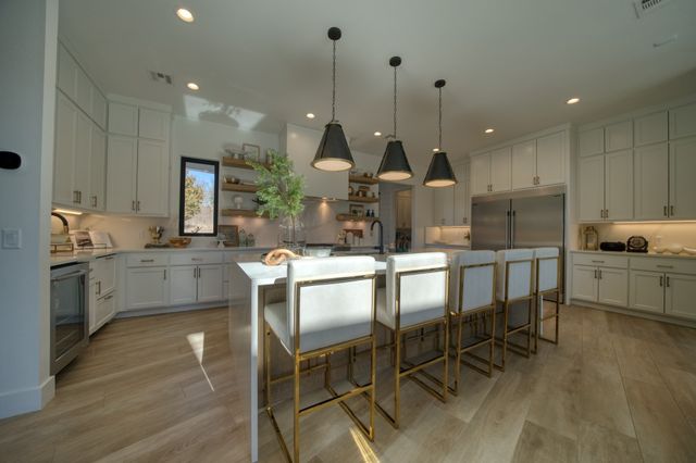 14087 Ozark Drive, Garfield, AR 72732