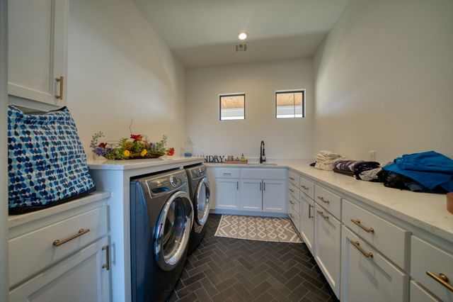 14087 Ozark Drive, Garfield, AR 72732