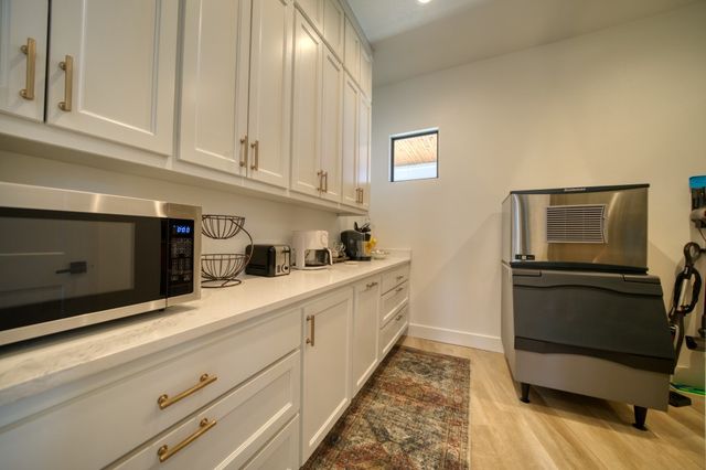 14087 Ozark Drive, Garfield, AR 72732