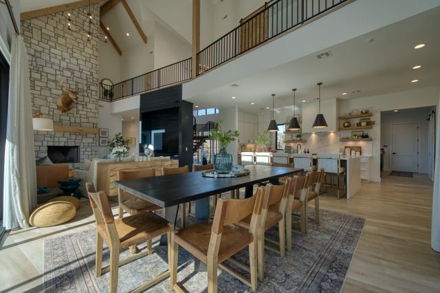 14087 Ozark Drive, Garfield, AR 72732