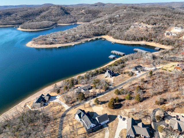 14087 Ozark Drive, Garfield, AR 72732