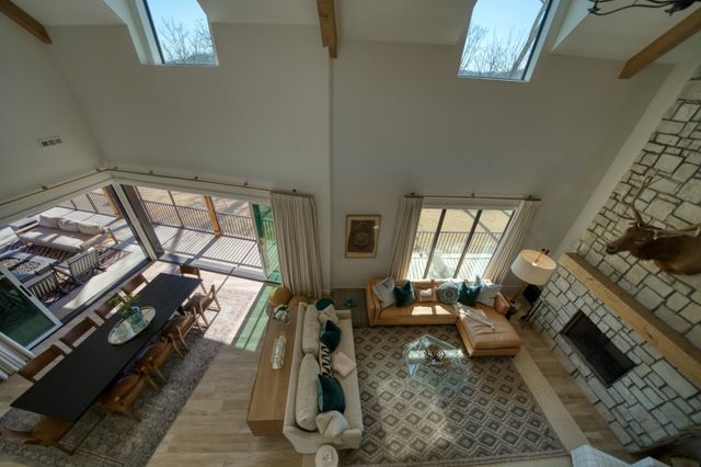 14087 Ozark Drive, Garfield, AR 72732