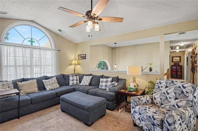 200 Treetop Drive, Hampton, GA 30228
