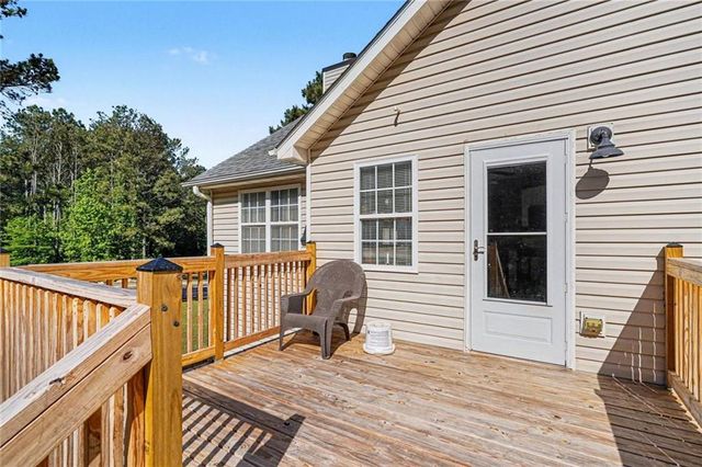 200 Treetop Drive, Hampton, GA 30228