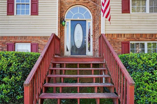 200 Treetop Drive, Hampton, GA 30228