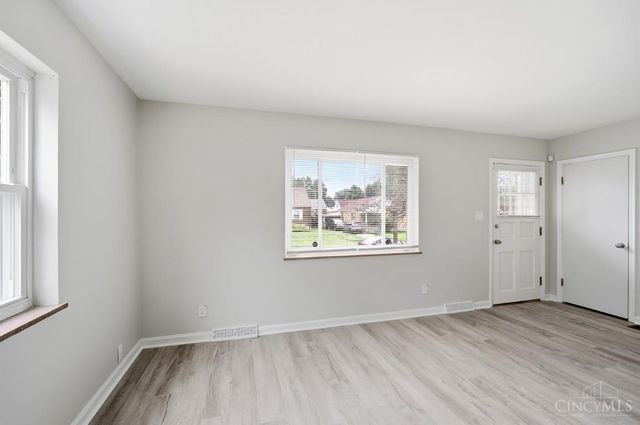 1906 Acorn Drive, North College Hill, OH 45231