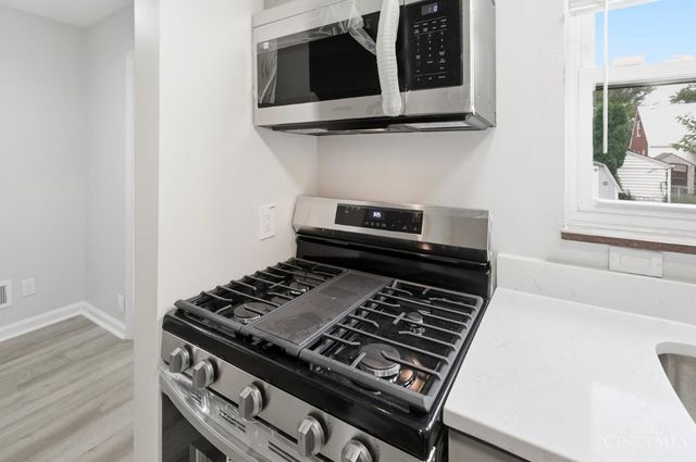 1906 Acorn Drive, North College Hill, OH 45231