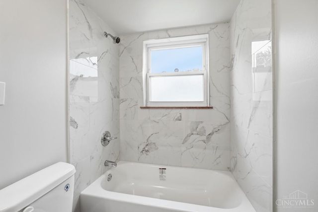 1906 Acorn Drive, North College Hill, OH 45231