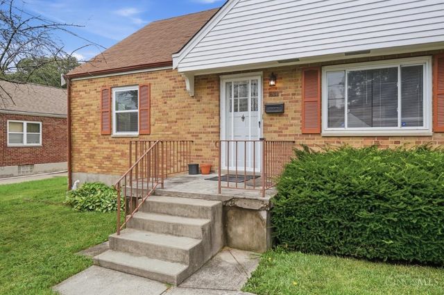 1906 Acorn Drive, North College Hill, OH 45231