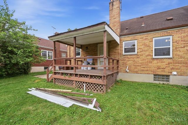 1906 Acorn Drive, North College Hill, OH 45231
