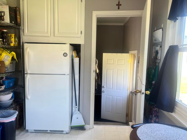 654 Bond Avenue, Valparaiso, IN 46385