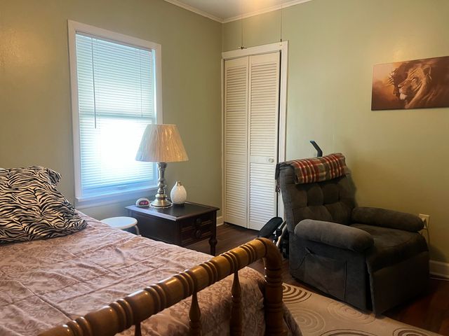 654 Bond Avenue, Valparaiso, IN 46385