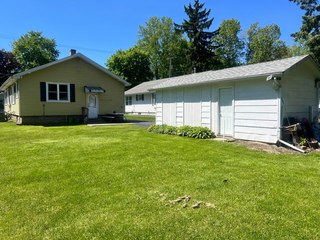 654 Bond Avenue, Valparaiso, IN 46385