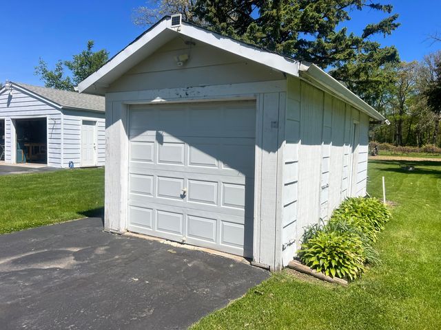 654 Bond Avenue, Valparaiso, IN 46385