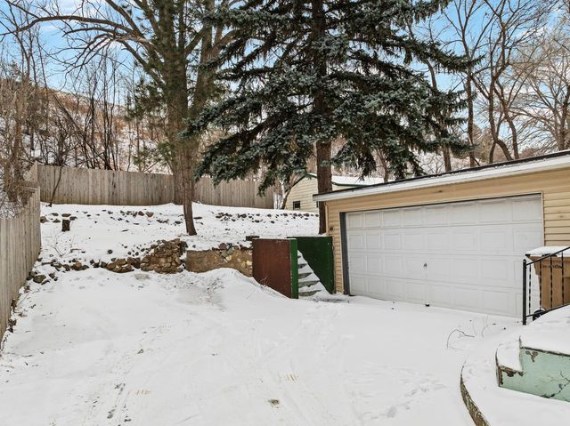 816 Soo Street, Minot, ND 58701