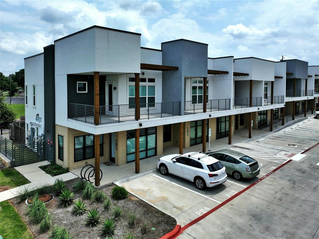 4901 Springdale RD 102, Austin, TX 78723