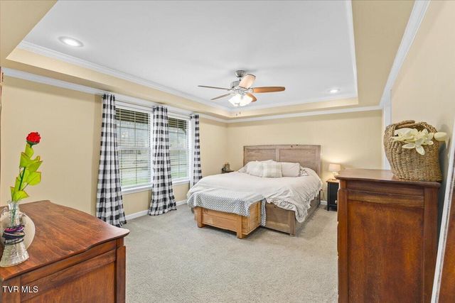 933 Hunting Hill Road, Piney Flats, TN 37686