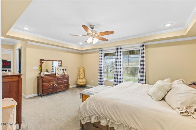 933 Hunting Hill Road, Piney Flats, TN 37686