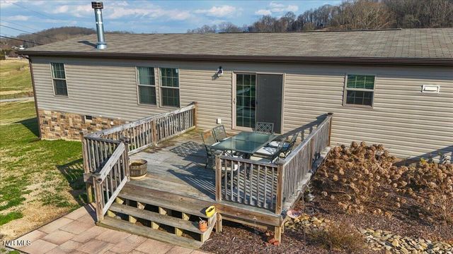 933 Hunting Hill Road, Piney Flats, TN 37686