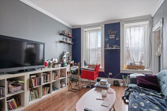 934 W 35th Place, Chicago, IL 60609