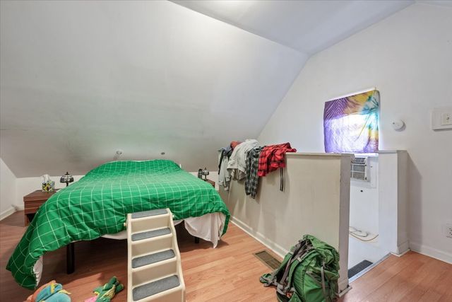 934 W 35th Place, Chicago, IL 60609