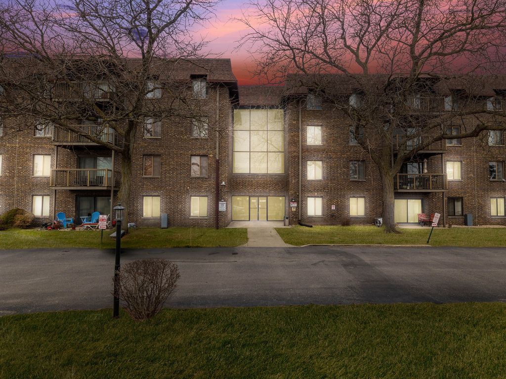 820 Elder Road C315, Homewood, IL 60430 — exterior