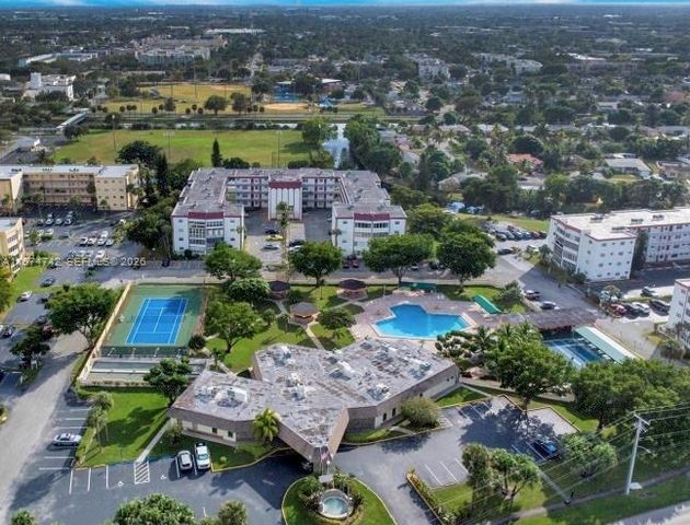 4270 NW 40th Street 104, Lauderdale Lakes, FL 33319