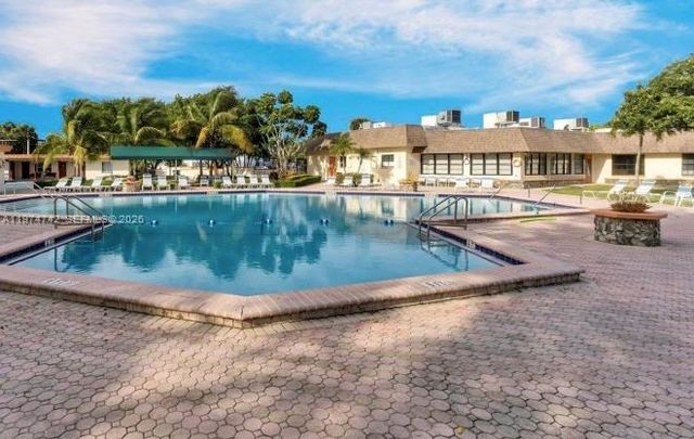 4270 NW 40th Street 104, Lauderdale Lakes, FL 33319