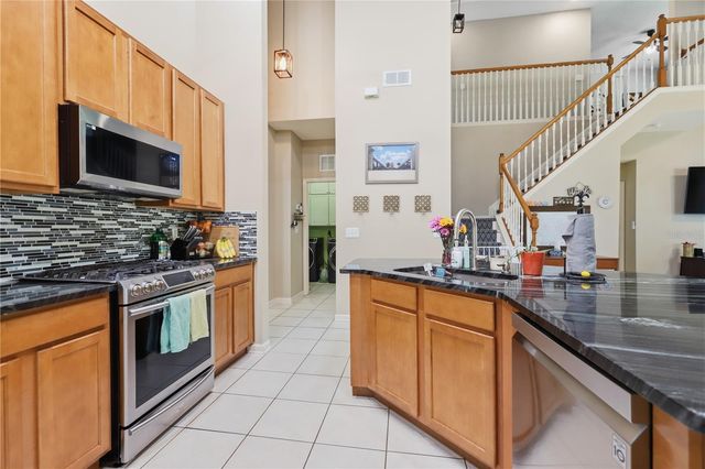 423 VICTORIA HILLS DRIVE, Deland, FL 32724