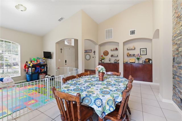 423 VICTORIA HILLS DRIVE, Deland, FL 32724