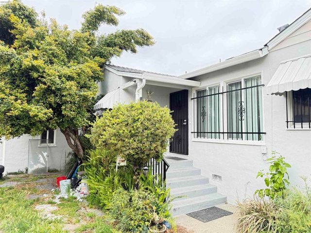 1267 101St Ave, Oakland, CA 94603