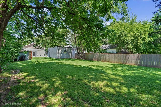 2906 Adams Avenue, Des Moines, IA 50310