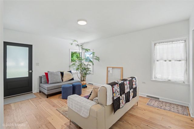 2906 Adams Avenue, Des Moines, IA 50310