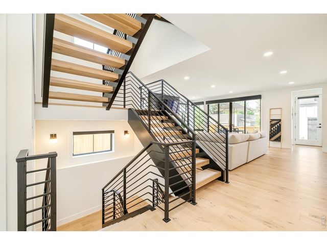 2485 Oak St, Denver, CO 80212