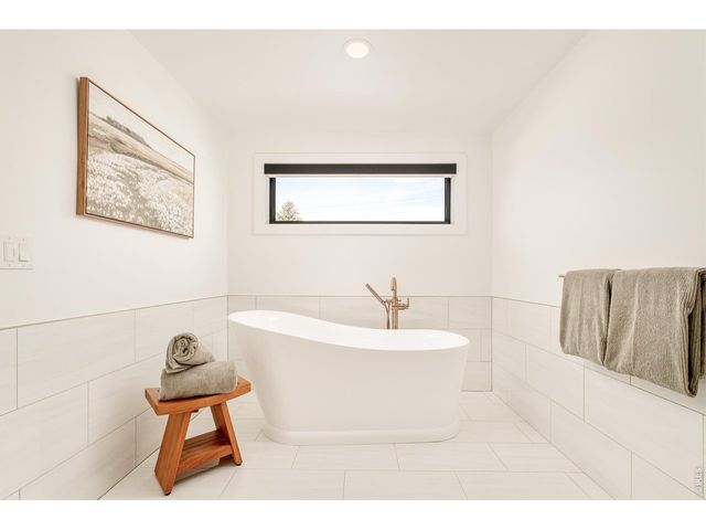 2485 Oak St, Denver, CO 80212