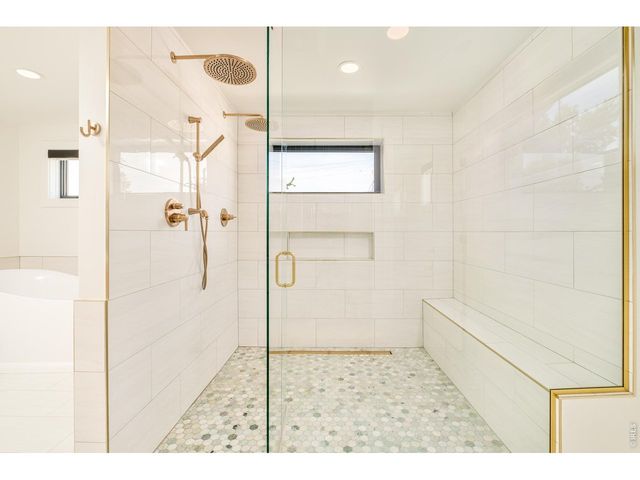 2485 Oak St, Denver, CO 80212