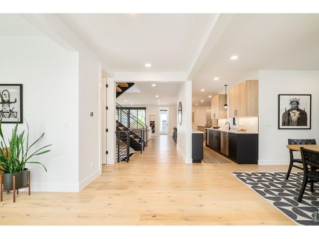 2485 Oak St, Denver, CO 80212