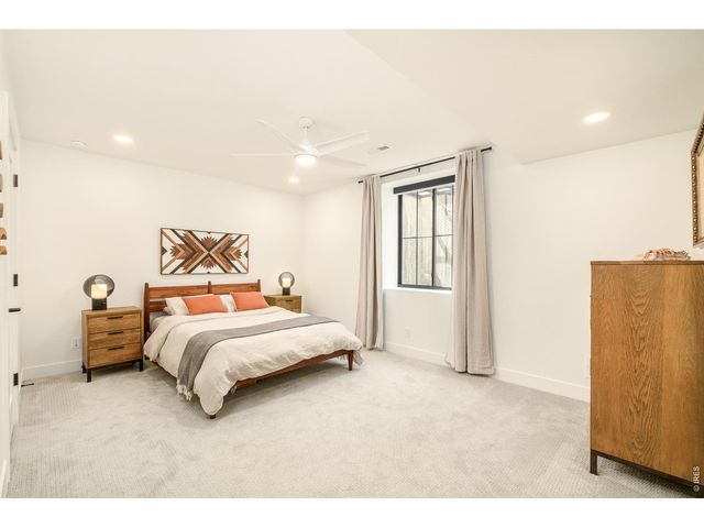 2485 Oak St, Denver, CO 80212