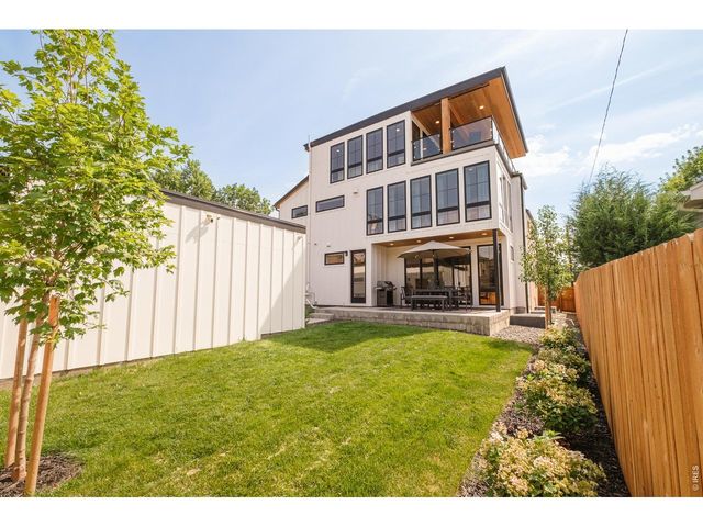 2485 Oak St, Denver, CO 80212