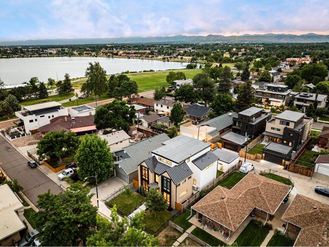 2485 Oak St, Denver, CO 80212