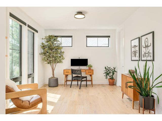 2485 Oak St, Denver, CO 80212